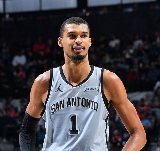 开拓者大胜步行者马刺力克火箭西部排名大洗牌