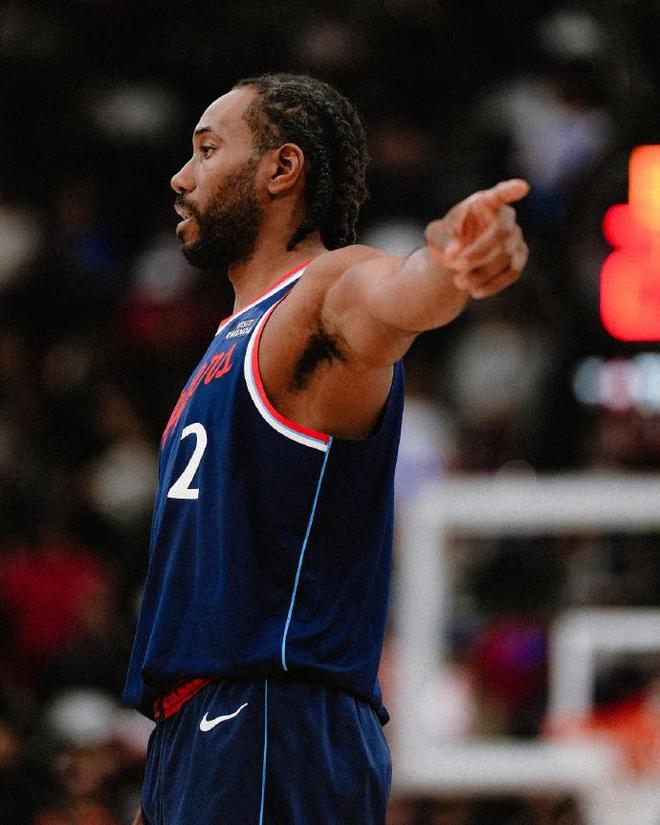 快船狂胜雄鹿46分 莱昂纳德创队史纪录