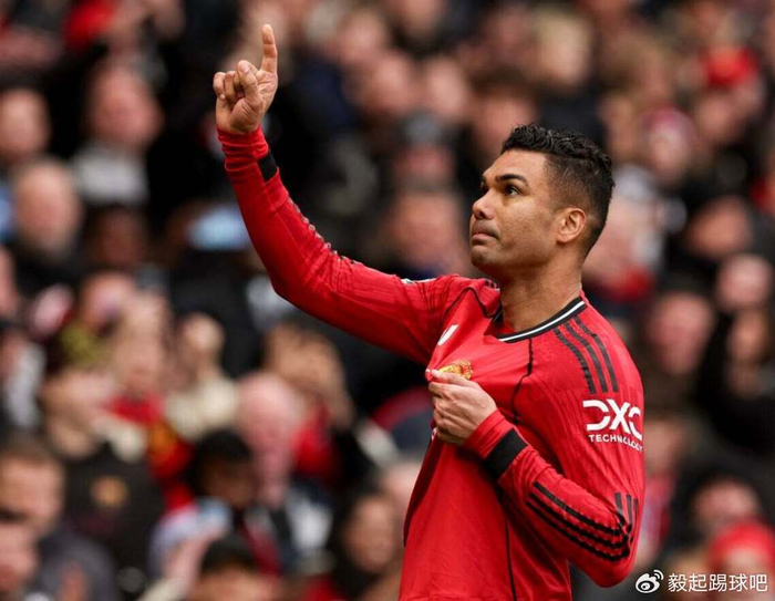 卡塞米罗：曼联两座冠军奖杯见证皇马DNA传承