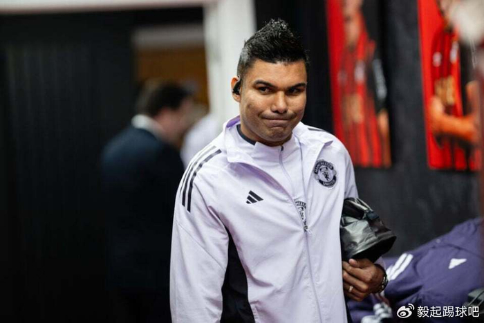 卡塞米罗：曼联两座冠军奖杯见证皇马DNA传承