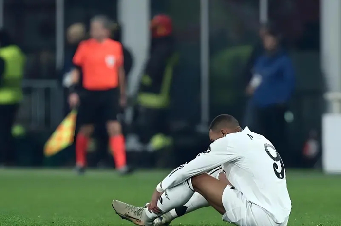 皇马医疗团队误诊姆巴佩膝盖，险些毁掉职业生