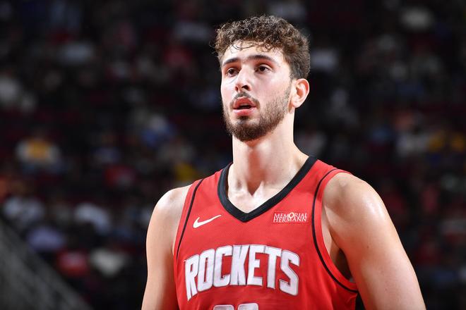 火箭两战惨败湖人 乌度卡战术失误成主因