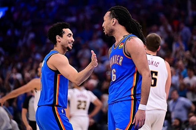 雷霆力克掘金豪取6连胜 麦凯恩13+1+1成关键先生