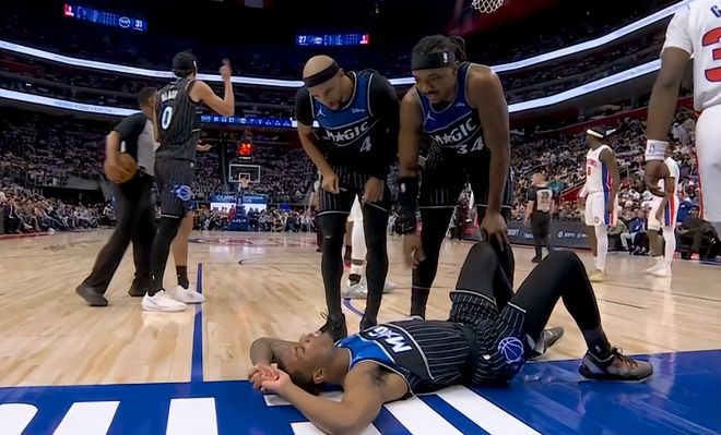 活塞逆转魔术系列赛1-1 骑士领跑东部季后赛